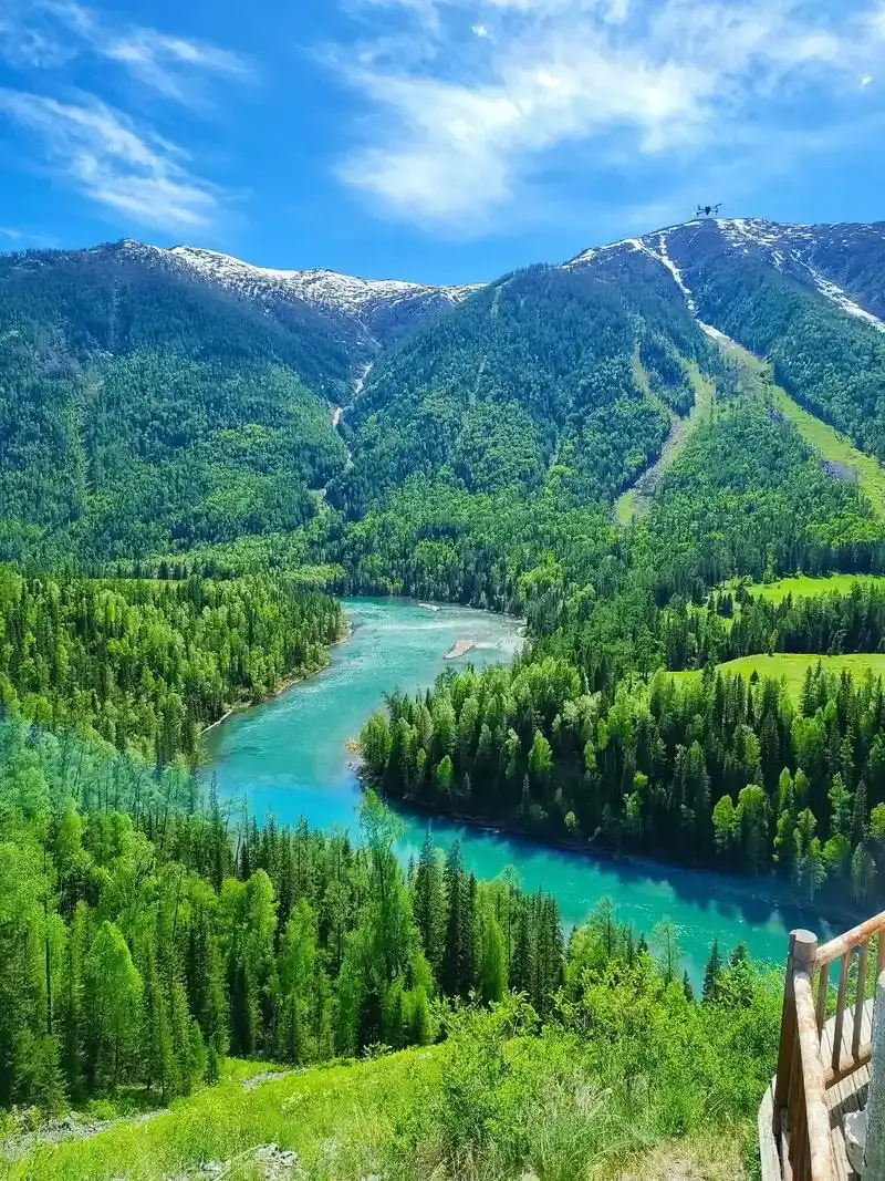 喀纳斯湖