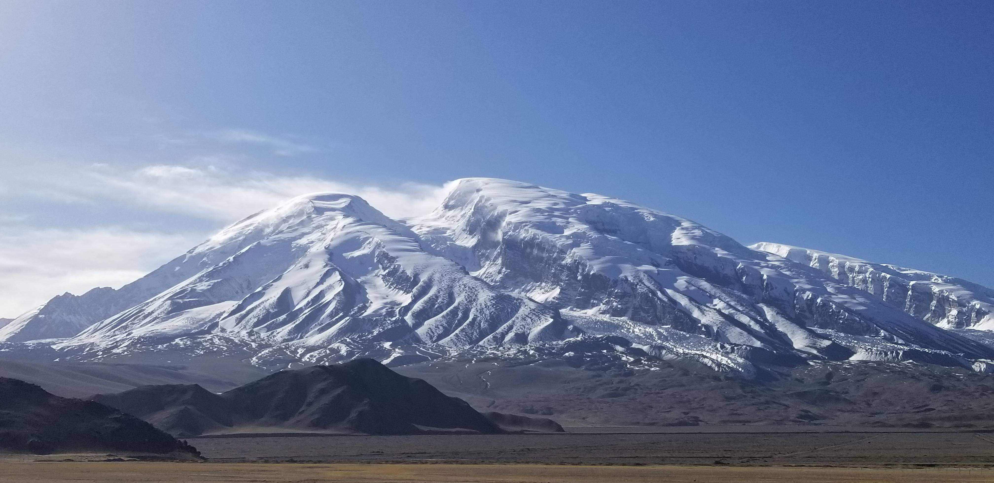 慕士塔格峰